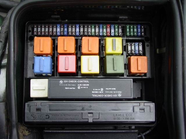 Check Fuses / Relays