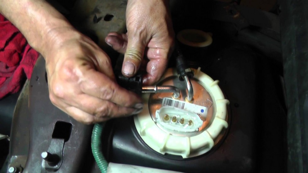 How To Start Car With Failing Fuel Pump / Symptoms of a