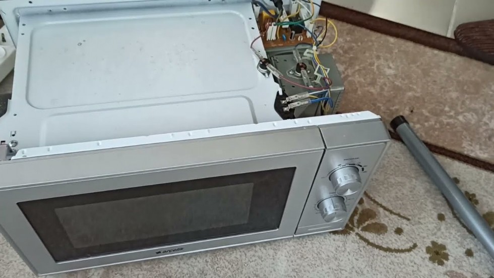 microwave stopped working suddenly. what