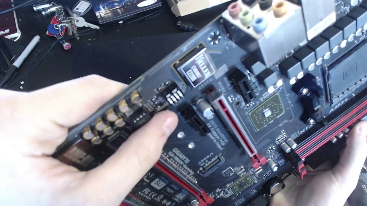 GIGABYTE GA-990FX-Gaming Motherboard Hardware Installation