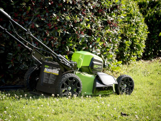 Greenworks Pro Lawn Mower Unpacking