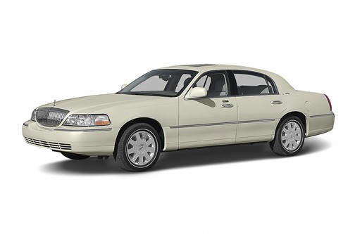 2004 Lincoln Town Car Signature