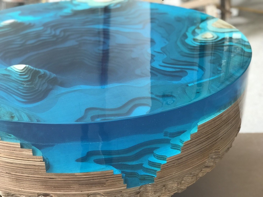 epoxy resin art, and how can they be utilized to create mesmerizing abstract compositions