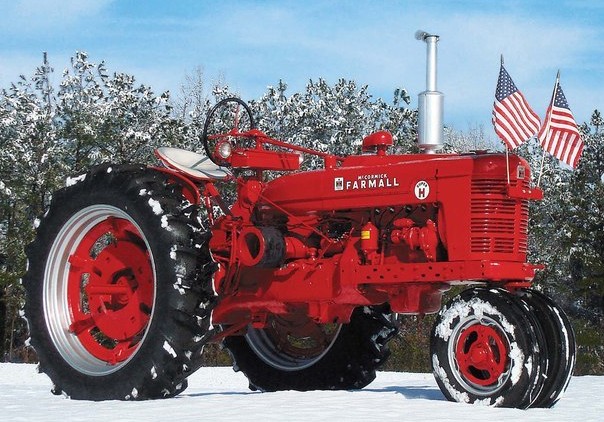 Fixing a hydraulic malfunction on a Farmall Super H