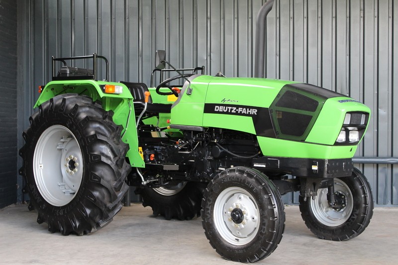 Fixing a hydraulic problem on a Deutz AGROLUX tractor