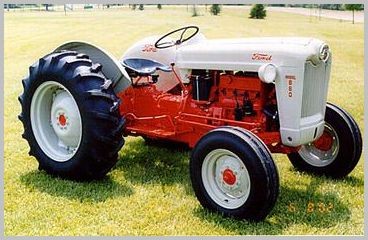 Ford 800 Series tractor