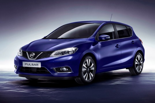 fuel tank capacity and fuel consumption per 100 km for the Nissan Pulsar