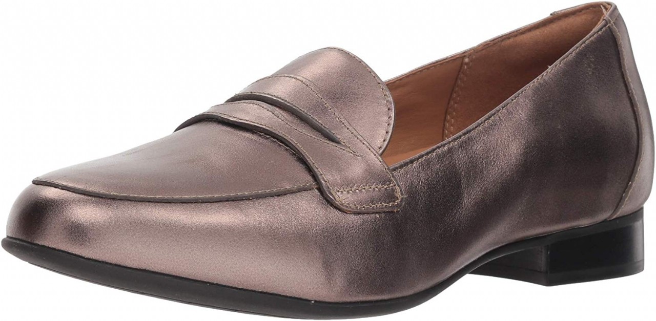 Gray Clarks Womens Un Blush Go Loafer Leather Heel Height .86 inches