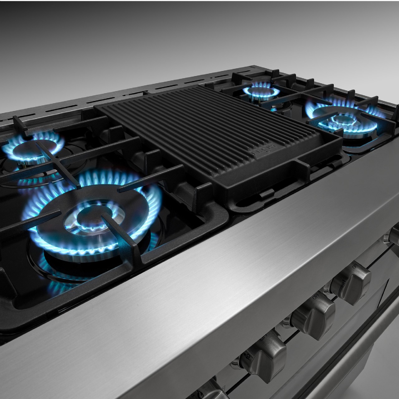 Tips for using a gas oven to prevent odors