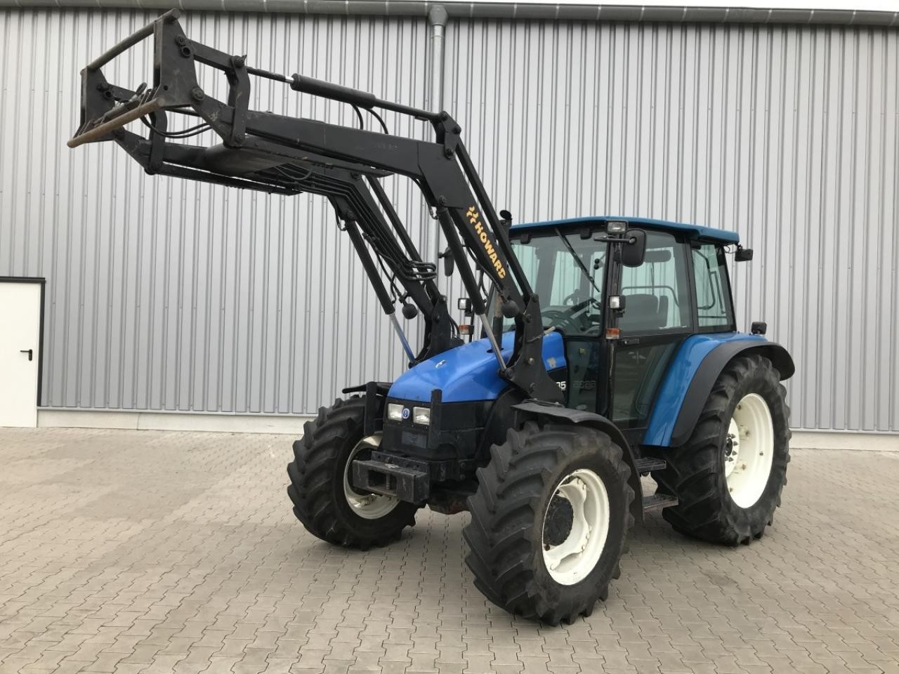 hydraulic issues on a New Holland 6635 tractor