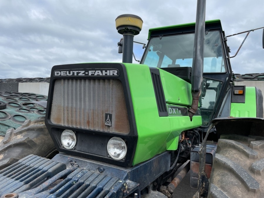 Hydraulic malfunction in a Deutz-Fahr DX10