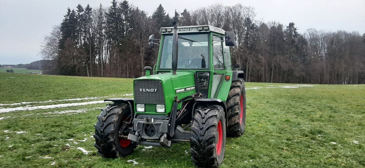 hydraulic malfunction on a Fendt 308 tractor