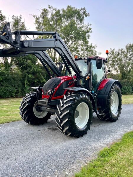 Hydraulic problem on a Valtra N154A tractor