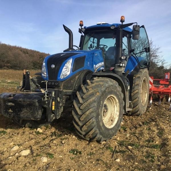 Hydraulic problems in a New Holland T380 tractor
