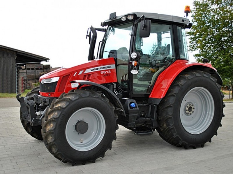 Massey Ferguson 5613 tractor