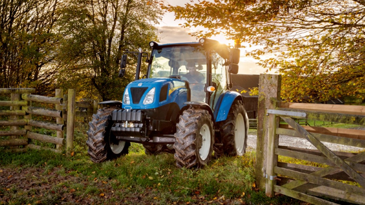 New Holland T110