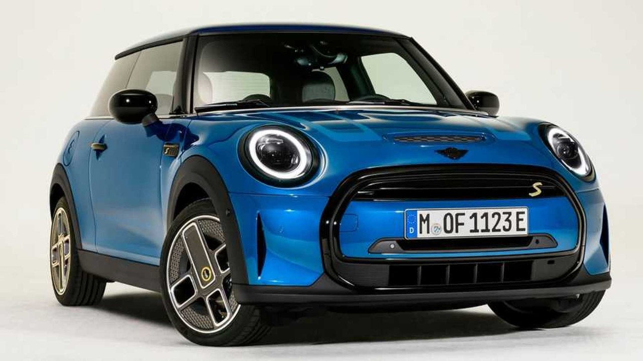 The fuel tank capacity and fuel consumption per 100 km for a Mini One