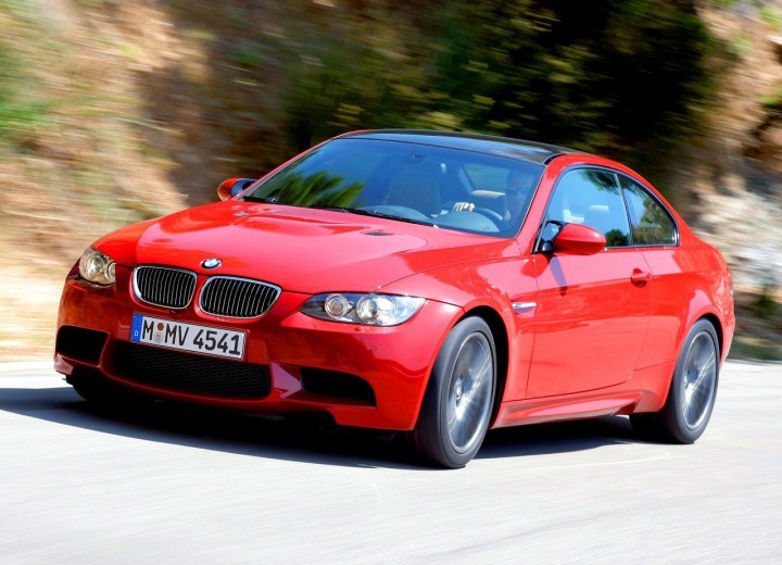 The fuel tank capacity and fuel consumption per 100 km for the BMW M3 Coupe