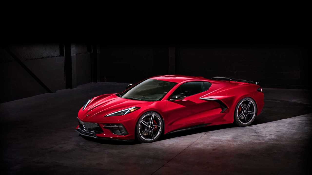 The fuel tank capacity and fuel consumption per 100 km for the Chevrolet Corvette