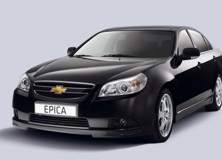 The fuel tank capacity and fuel consumption per 100 km for the Chevrolet Epica