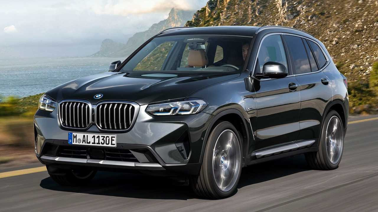 The oil capacity and recommended oil type for the BMW X3