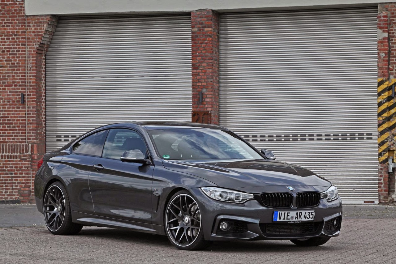 The oil capacity and type for a BMW 435i