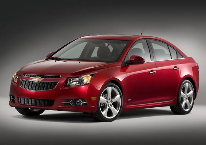 The oil capacity and type for the Chevrolet Cruze
