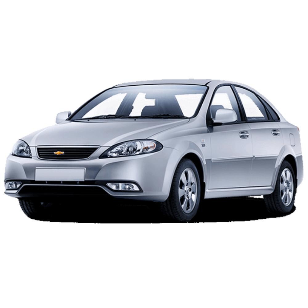 The oil capacity and type for the Chevrolet Lacetti