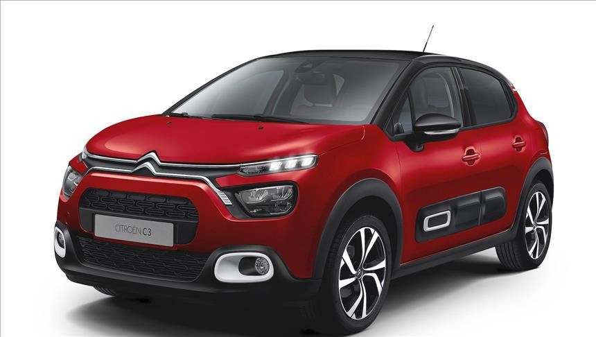 The oil capacity and type for the Citroen C3