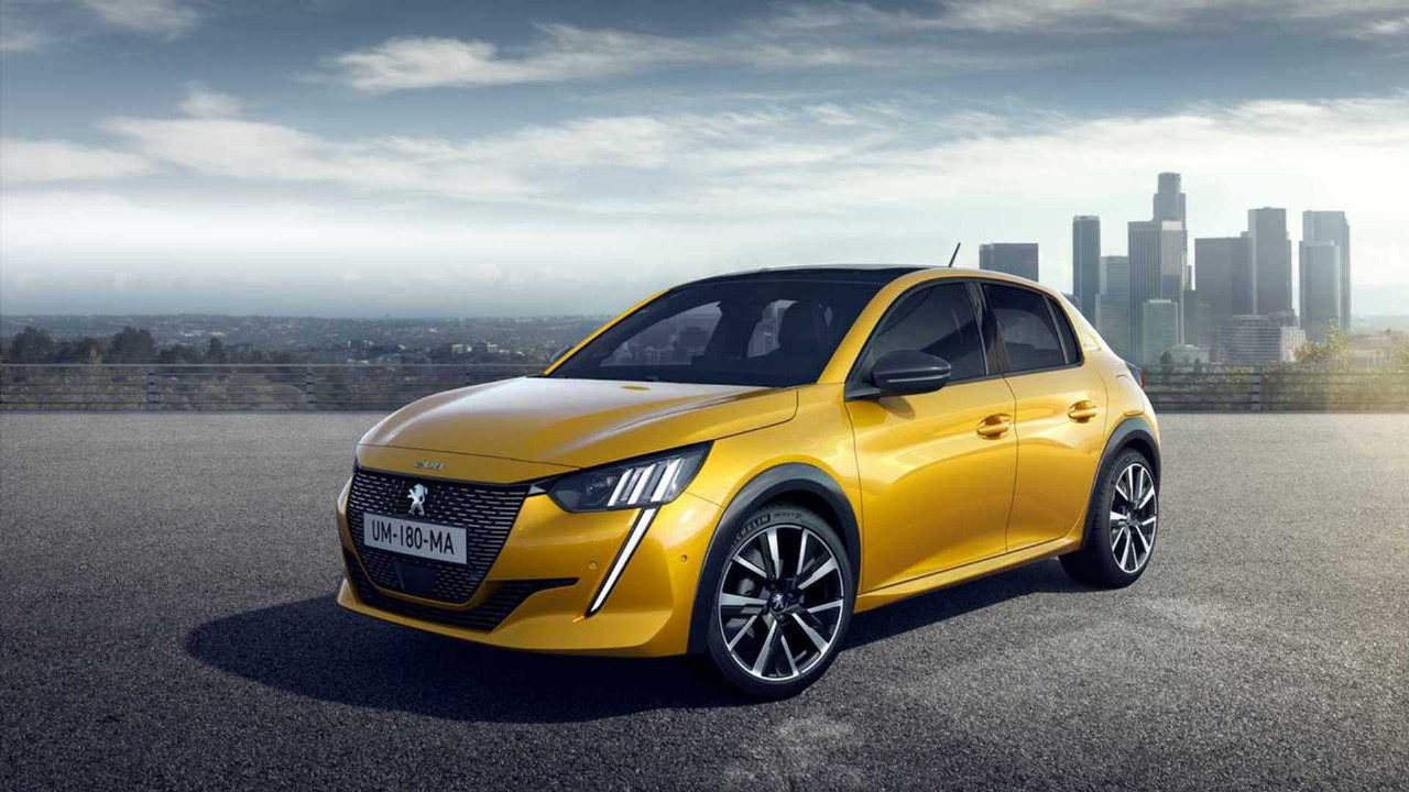 The oil capacity and type for the Peugeot 208