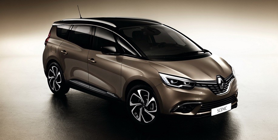 The oil capacity and type for the Renault Grand Scenic