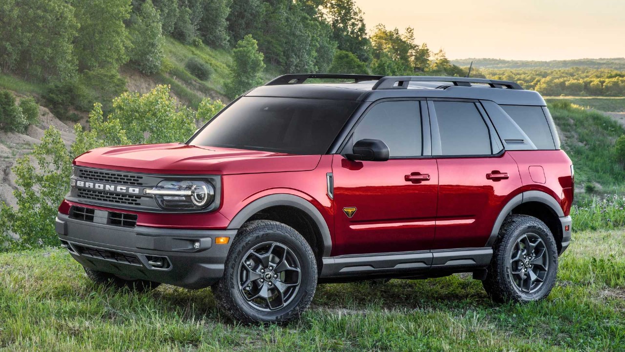 What is the oil capacity of a Ford Bronco Sport? [Ford]