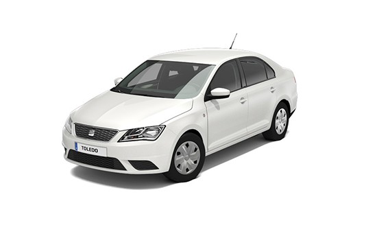 The recommended oil capacity and type for the Seat Toledo