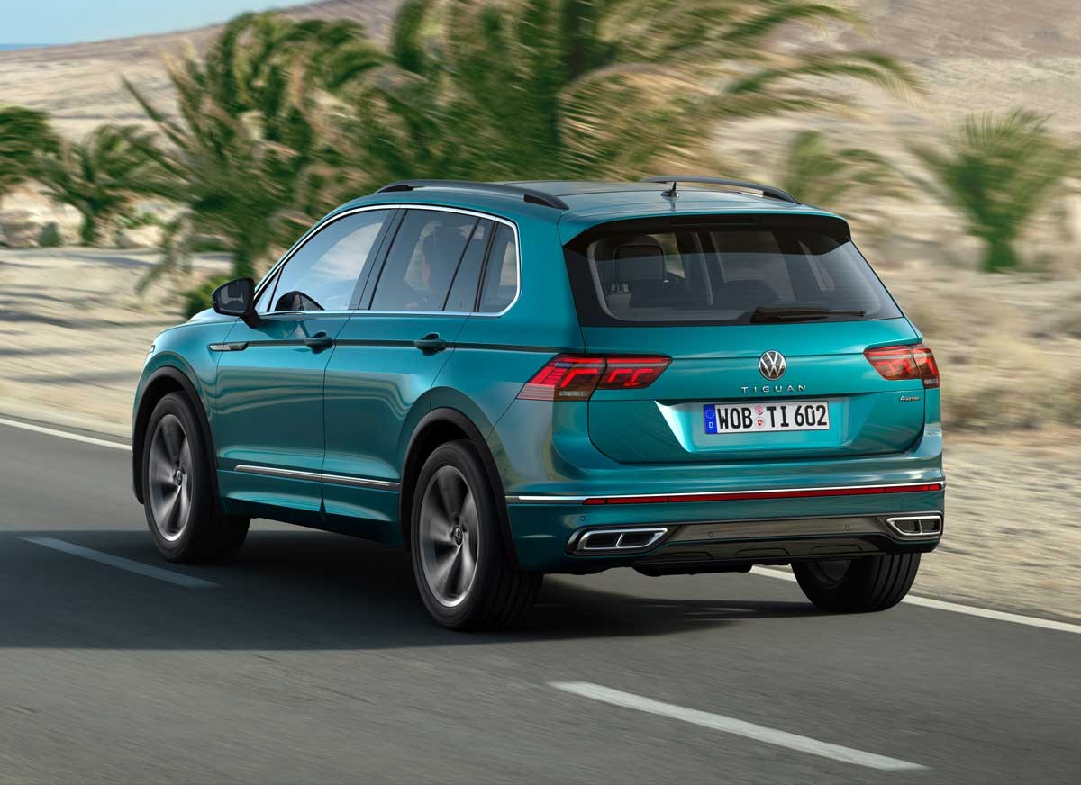 What is the oil type and capacity for the Volkswagen Tiguan?