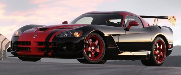 the recommended oil type and capacity for the Dodge Viper