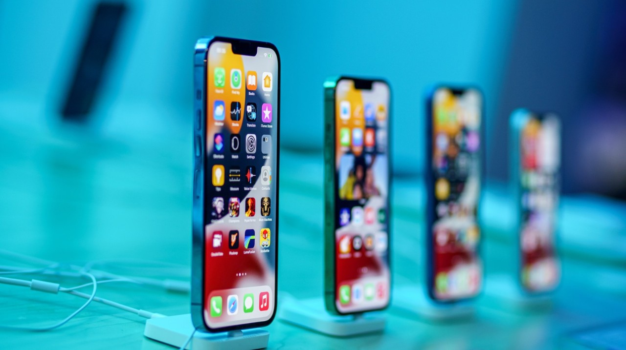 What new features will be included in the iPhone 14?