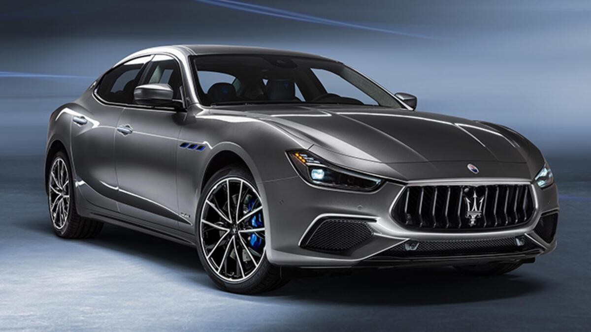When selecting the appropriate oil type and capacity for the Maserati Ghibli