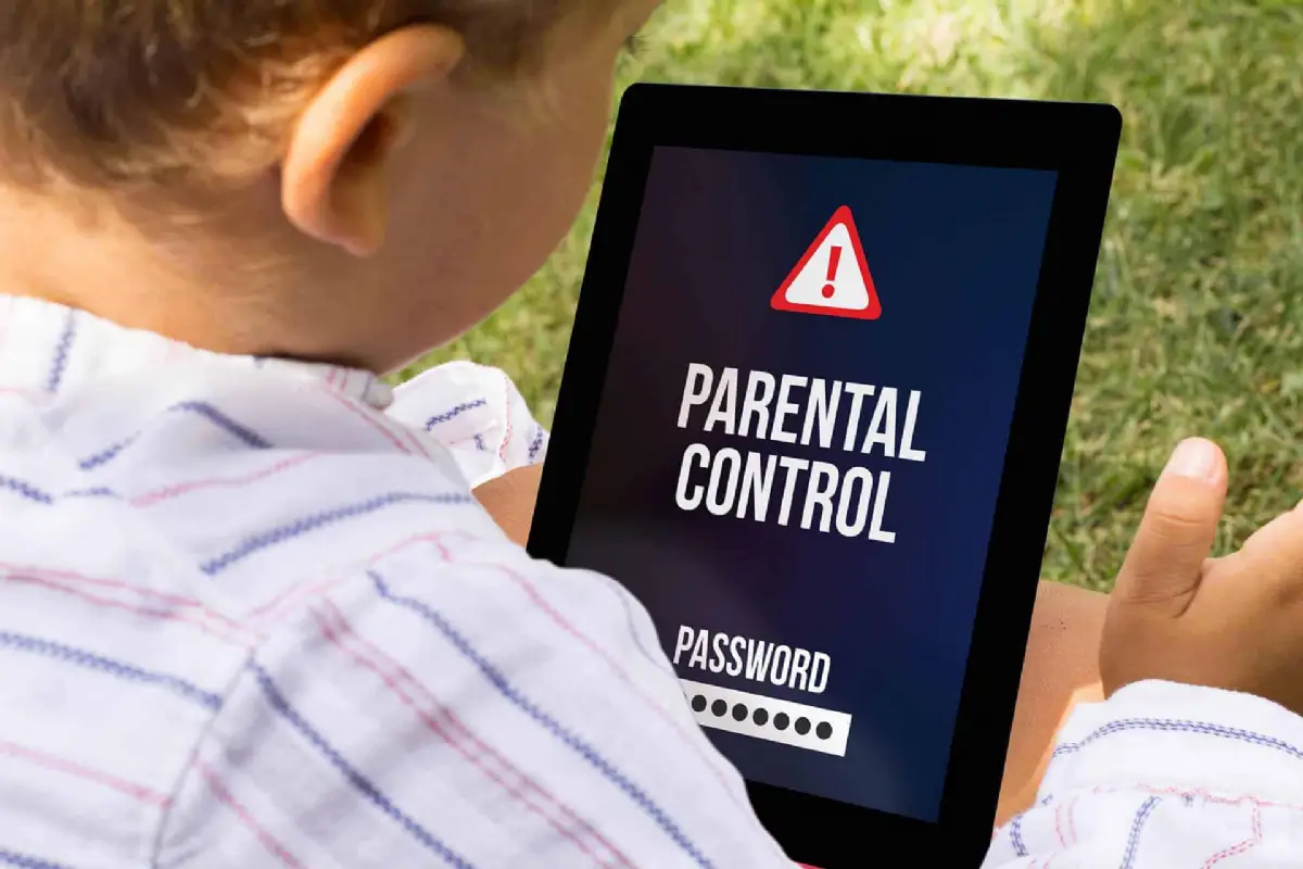 How to Protect Kids Online: Parental Control Guide