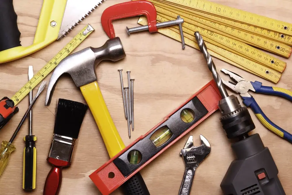 Construction Tools Essentials: Best Power Drills and Saws for DIY Projects and Professional Use